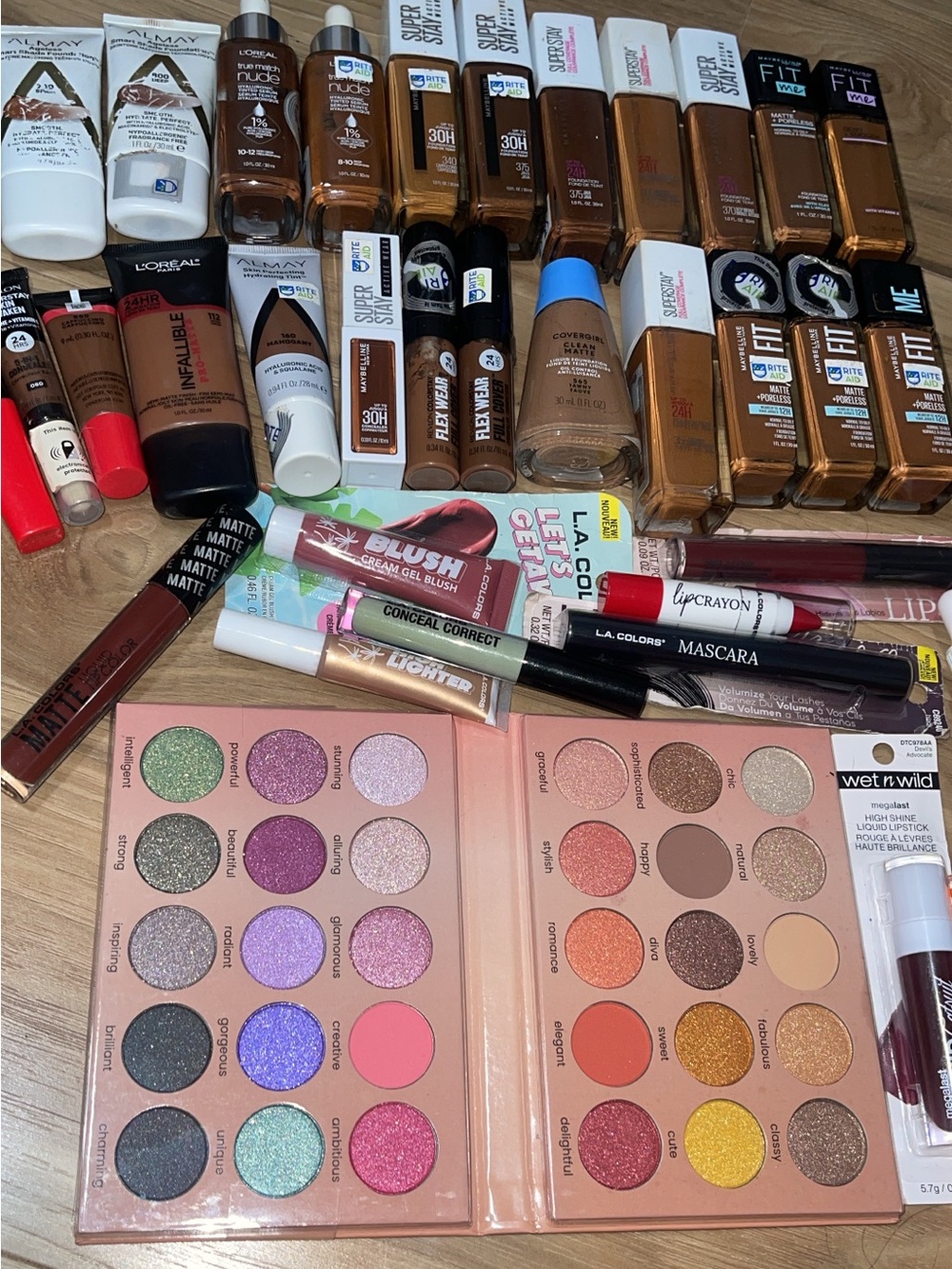 35pc makeup bundle 💄 - Picture 3 of 6